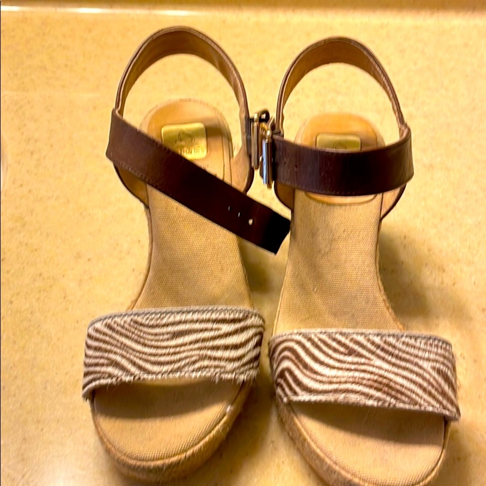 Zebra wedge shoes size 7